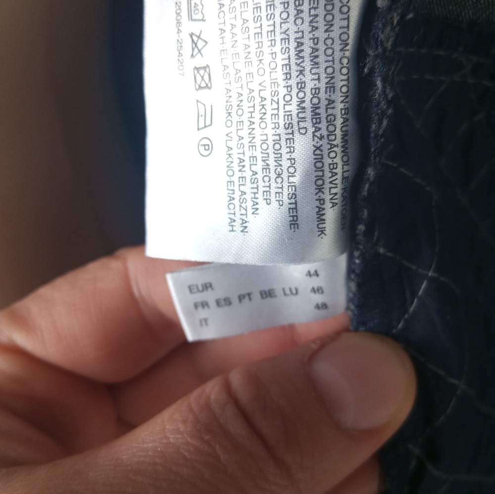 Women's Denim Jacket - Picture 4 of 4